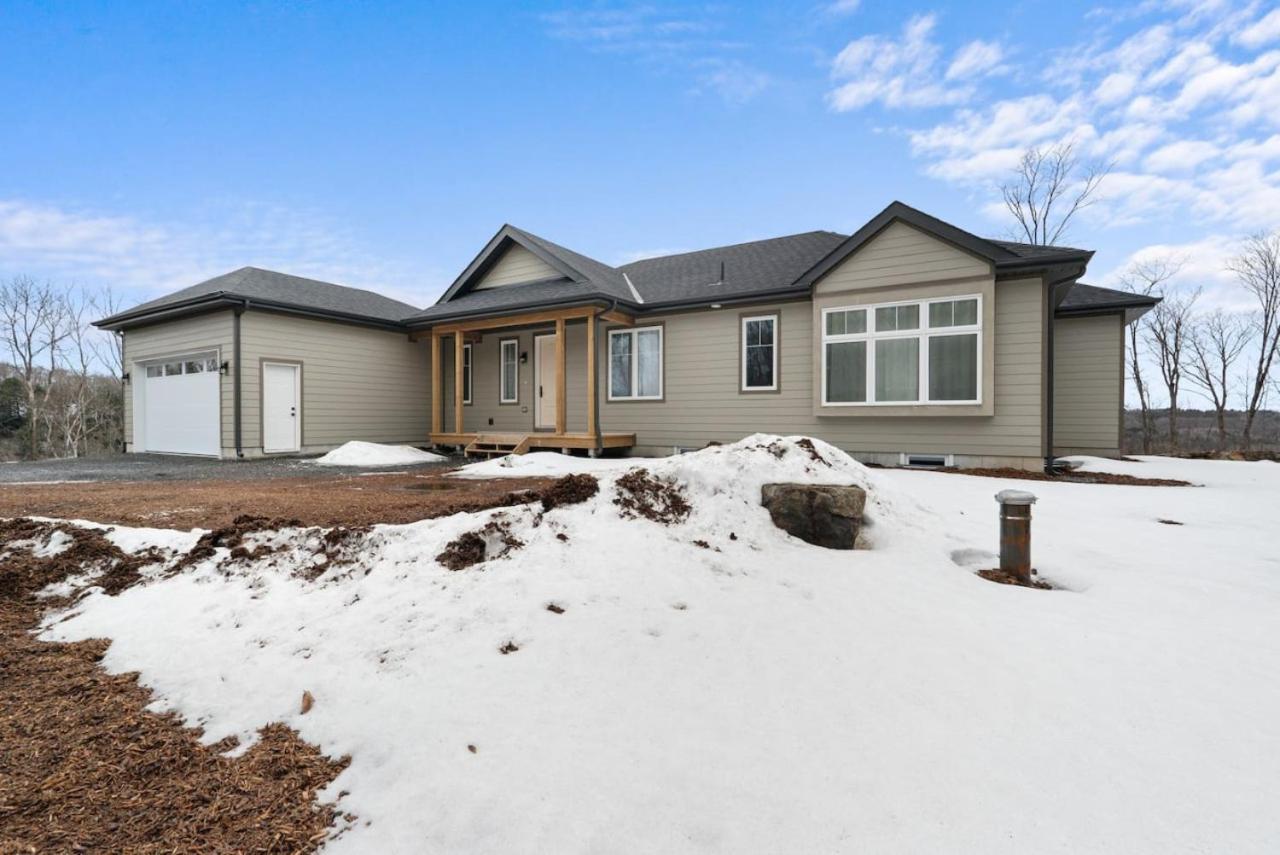 Muskoka Retreat Stunning Hilltop Views Huntsville Exterior photo